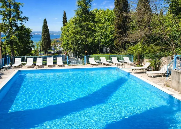 Hotel Broglia